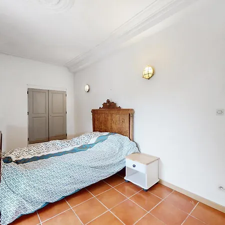 4 Bedroom Gorgeous In 度假居 Parennes